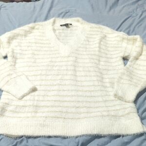 INC International Concepts White Gold V-Neck Fuzzy Sweater Size S